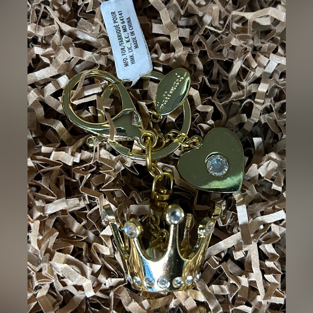 Hallmark
Crown Keychain - Picture 7 of 7